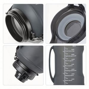 Bouteille d'eau en silicone pliable portable de 2 L avec poignée et couvercle à paille, design personnalisé pour le sport et les voyages - Product Image 4