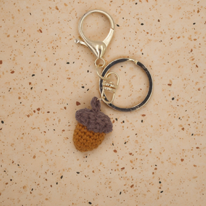 Kit de crochet 3D Kawaii pour poupées Amigurumi, porte-clés châtaigne, breloques et pendentifs pomme de pin au crochet pour la fabrication de bijoux et mini-sacs pour femmes - Product Image 4