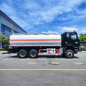 รถบรรทุกน้ำมันดีเซล FAW รุ่นใหม่ ขับเคลื่อน 6 ล้อ 6x6 สำหรับขนส่งน้ำมันดิบ พร้อมหัวจ่าย - Product Image 6