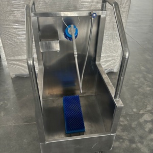 Máquina manual de lavado de botas de acero inoxidable 304, ideal para plantas de procesamiento de alimentos, venta directa de fábrica, limpieza de suelas. - Product Image 3