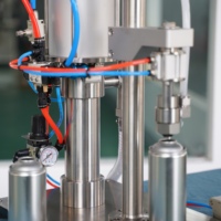 Machine de remplissage d'aérosols cosmétiques semi-automatique, équipement de dosage de liquides pour crème solaire et huile capillaire