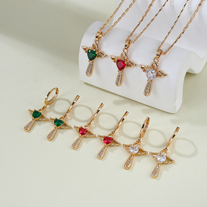 Set di Gioielli di Tendenza all'Ingrosso con Collana e Orecchini Placcati Oro 18k e <span class=keywords><strong>Zirconia</strong></span> Cubica da Donna - Product Image 6