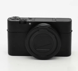 ใช้ RX100 III น้ำหนักเพียง 290 กรัม คุณภาพสูง พกพาสะดวกในกระเป๋า - Product Image 2