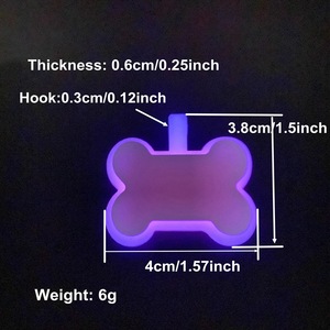 Étiquette d'identification légère pour animaux de compagnie en Silicone Cute Night <span class=keywords><strong>Glow</strong></span>-Pendentif en os sculpté au laser personnalisé pour chiens et chats - Product Image 3
