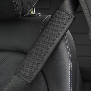 Cuero <span class=keywords><strong>de</strong></span> fieltro en relieve <span class=keywords><strong>para</strong></span> cinturón <span class=keywords><strong>de</strong></span> seguridad <span class=keywords><strong>de</strong></span> coche, hombrera, accesorios interiores <span class=keywords><strong>para</strong></span> evitar apretar, cubierta <span class=keywords><strong>de</strong></span> seguro <span class=keywords><strong>de</strong></span> descompresión - Product Image 6