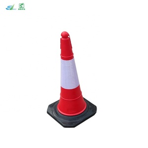 Cônes de signalisation routière prismatiques réfléchissants HDPE rouges durables de 30 pouces pour autoroutes urbaines - Product Image 4