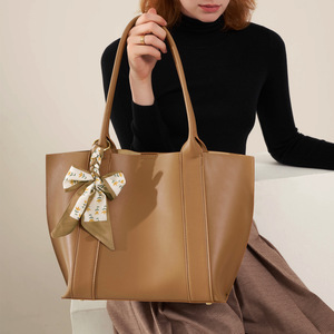 Custom Logo Solid Color Large Capacity Genuine Leather Women's Tote <strong>Bags</strong> Magnetic Clasp Polyester Lining LOUIS LEVANE Daily Use - Product Image 1