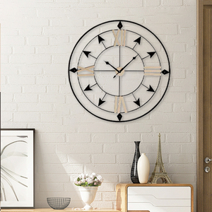 Đồng hồ treo tường bằng gỗ kim loại hiện đại có bề mặt nhẵn, dễ đọc, phù hợp với những ngôi nhà và không gian văn phòng đầy phong cách. - Product Image 4