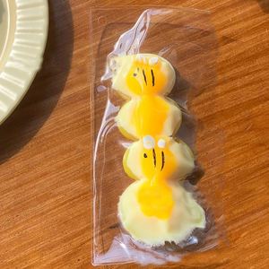 Set of 4 Cream Bee-shaped TPR <b>Squishy</b> Toys 12cm Connected <b>Squishy</b> Toys for Kids and Adults Stress Relief Gift for Relax Time - Product Image 3