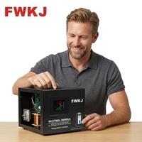 Régulateur de tension monophasé entièrement automatique noir 3KVA SVC TND industriel en cuivre avec écran LCD