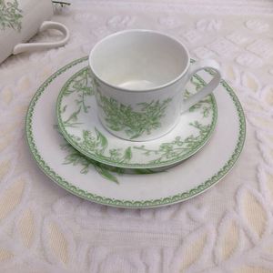 Nouveau design moderne Bon prix Assiettes et bol en mélamine vert désert - Product Image 1