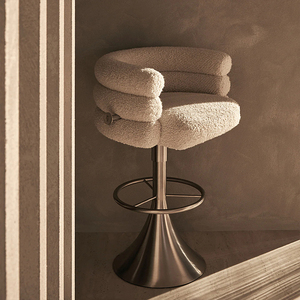 Chaises hautes réglables en métal pour hôtel et restaurant, tabourets en velours dorés, chaises de <span class=keywords><strong>bar</strong></span> noires et dorées, tabourets de <span class=keywords><strong>bar</strong></span> - Product Image 1
