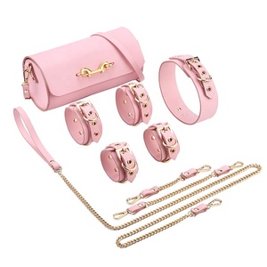2020 nouveau Bondage En Cuir Véritable BDSM Ensemble Bondage Kit Main Poignets Sexe avec Sac À Bandoulière pour BDSM Bondage - Product Image 4