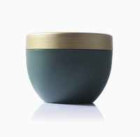 Pot en PP à paroi simple de 250 ml personnalisé en gros, grande capacité avec couvercle doré mat (pot rose mat et bleu mat)