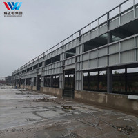 Entrepôt de structure en acier de conception moderne de 10000 mètres carrés Bâtiments de structure en acier d'atelier en métal d'usine de haute résistance