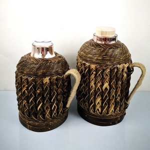 Bouilloire à eau chaude avec belle couverture à lattes de bambou noir Pot à eau bouillante portable avec couvercle - Product Image 2