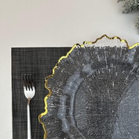 Sous-Assiettes de Noël en Plastique de 33 cm (13 Pouces) avec Bord Doré en Forme de Fleur, Vente en Gros, Décorations de Table pour Fêtes