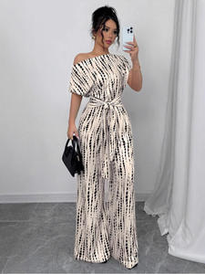 Vente en gros de combinaisons pour vacances à la plage coupe ajustée pour femmes combinaisons à rayures à jambes larges pour femmes - Product Image 6