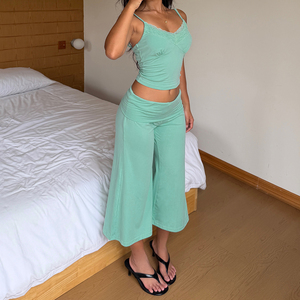 Ensemble 2 pièces pour femmes, haut en dentelle et pantalon large à taille haute, ensemble décontracté d'été, tenue douce et extensible - Product Image 2