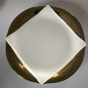 Assiette de présentation en porcelaine blanche avec bord doré, motif griffe d'ours, plat en céramique doré en forme de coquille, <span class=keywords><strong>plateau</strong></span> de service pour aliments - Product Image 5