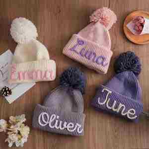 Gorro de Bebé Personalizado, Transpirable, de Algodón Bordado con Nombre, Gorro Tejido Cálido para Recién Nacidos en Invierno, Unisex, para Regalo - Product Image 1