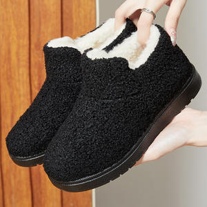 Pantoufles en PVC de haute qualité, pantoufles pour femmes, pantoufles en peluche, pantoufles chaudes, pantoufles d'extérieur, prix de gros - Product Image 2