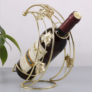 Porte-vin créatif demi-lune de style européen plaqué fer ange thème petite lune <span class=keywords><strong>bateau</strong></span> ornements pour la vente en gros - Product Image 3