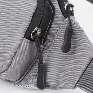 Riñonera Deportiva Unisex de Nailon con Logotipo Personalizado, Riñonera Cruzada Lisa para Correr - Product Image 5