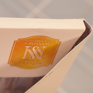 Dossier de présentation de documents en carton avec estampage à chaud personnalisé, logo de marque en relief - Product Image 5