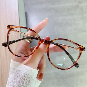 <span class=keywords><strong>Gafas</strong></span> <span class=keywords><strong>de</strong></span> bloqueo <span class=keywords><strong>de</strong></span> luz azul redondas para <span class=keywords><strong>mujer</strong></span>, lentes <span class=keywords><strong>de</strong></span> filtro <span class=keywords><strong>de</strong></span> luz azul, lentes ópticas <span class=keywords><strong>de</strong></span> Metal, oferta, <span class=keywords><strong>2022</strong></span> - Product Image 1