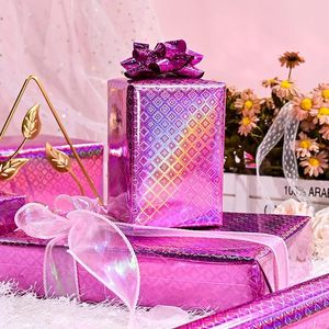 Papel de Regalo Holográfico Metálico Rosa Personalizado al por Mayor, Papel de Regalo Iridiscente para Envolver Regalos de Cumpleaños - Product Image 2