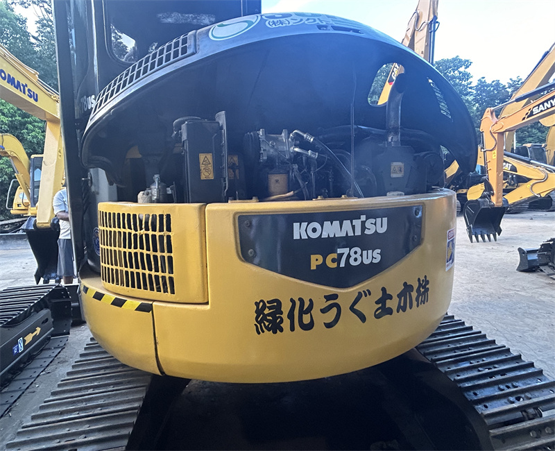 Japanese Used Excavators KOMATSU PC78UU-10 TOKU WORLD BE2949