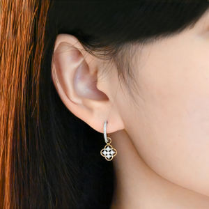 Pendientes de Aro con Trébol de Cuatro Hojas de la Suerte, Joyería Vintage de Moda al por Mayor, Oro Rosa y Blanco de 18K, Diamantes Naturales - Product Image 5