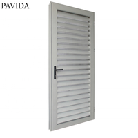 Fabricant de portes à lamelles à obturateur battant Volets de plantation à persiennes Porte de sécurité intérieure Portes à persiennes en aluminium