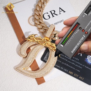 Colgante de Letra Inicial D Personalizado con Incrustaciones de Moissanita VVS en Plata de Ley 925, Estilo Hip Hop, Pasa el Test de Diamantes - Product Image 3