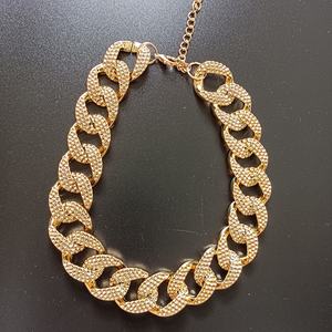 Collar de plástico para mascotas Premium para Labrador francés Collar de cadena de oro <span class=keywords><strong>Jeweled</strong></span> Cat Dog Pet Accesorios de joyería Collares Collar - Product Image 5