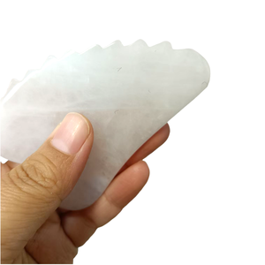 Outil de massage facial Gua Sha en jade blanc naturel en forme de cœur <span class=keywords><strong>avec</strong></span> logo personnalisé, planche de soin de la peau en quartz rose <span class=keywords><strong>avec</strong></span> dents - Product Image 6