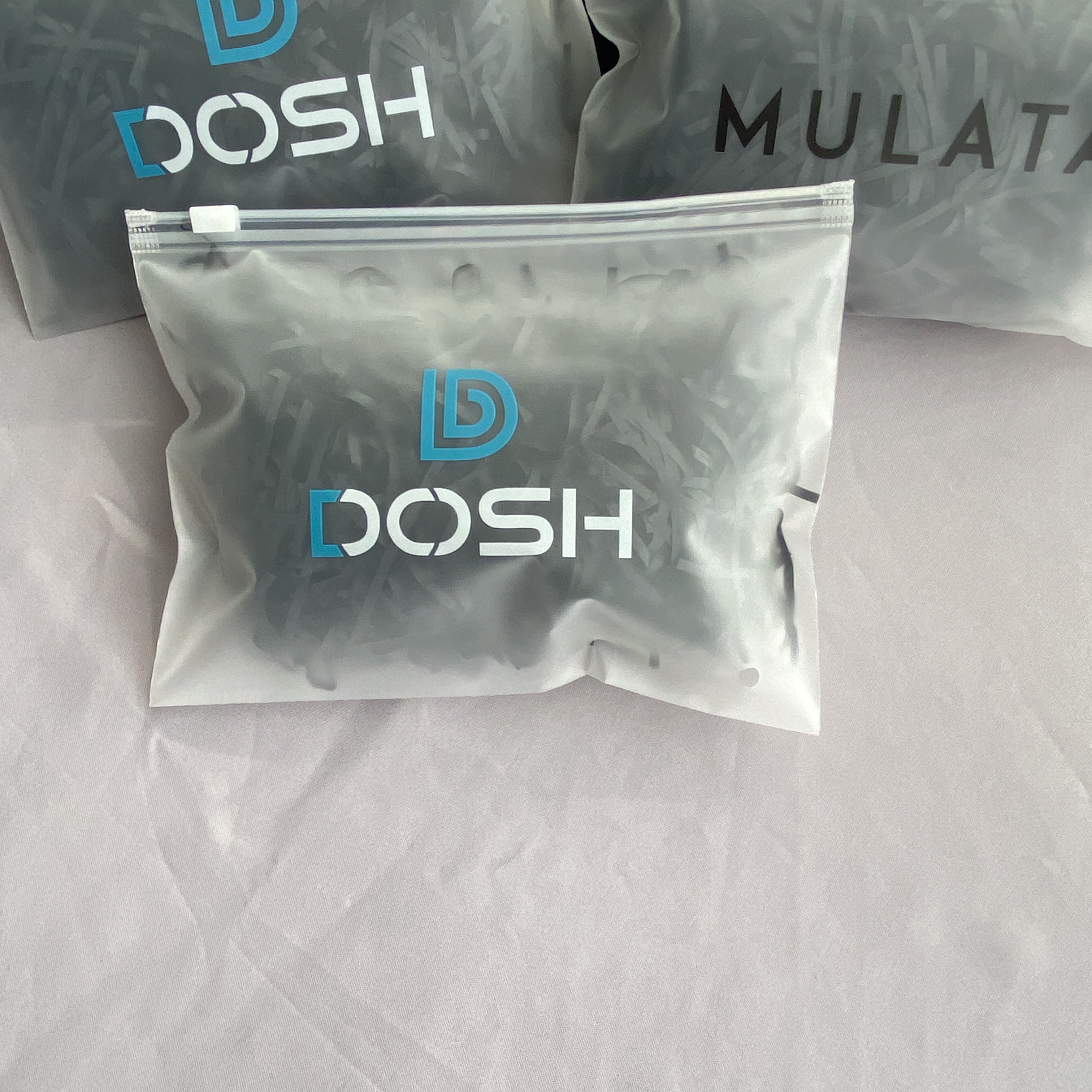 poly bag zipper with handle