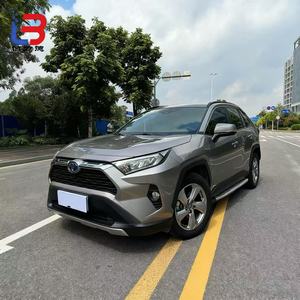 Autos Económicos en Oferta en China, <span class=keywords><strong>Toyota</strong></span> <span class=keywords><strong>RAV4</strong></span> Rongfang Híbrido Enchufable, Modelo 2021, 2.5L, 2WD, Elite Pro, Vehículo de Gasolina - Product Image 1