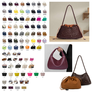 Borsa a mano da donna personalizzabile in neoprene lavorato a maglia, stile primaverile, con tracolla intrecciata e pochette coordinata - Product Image 4