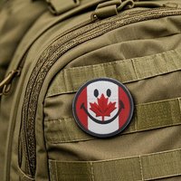 Patch brodé en forme de feuille d'érable canadienne de style campagnard, rouge et blanc, avec visage souriant, différentes formes, à coudre sur sac, chapeau, manteau, bricolage