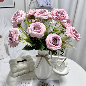 Promise Wedding Series Factory Wholesale 7-Head Diamond Roses artificielles Arrangements floraux pour décor de lieu - Product Image 2