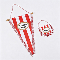 Matériau en satin personnalisé drapeau suspendu drapeau imprimé drapeau fanion