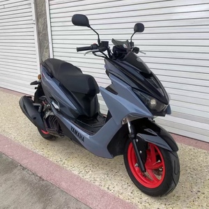Motocicleta Yamaha Force 155 EFI de Segunda Mano, Scooter a Gasolina con Enfriamiento por Agua - Product Image 5