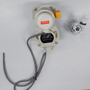 IOTKOKI TAXS-8CW厨房液化石油气气瓶调节器双级自动转换8千克/h信号传输自动切换气体 - Product Image 2