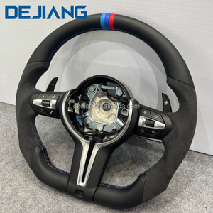 <span class=keywords><strong>Volant</strong></span> de voiture en forme de D avec plumes pour BMW X1 X5 E70 E71 E89 E81 E82 E87 E88 E90 E91 E92 E93 E84 M-Sport – Vente directe usine - Product Image 1