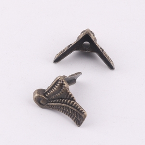 木制首饰盒用金属小脚护角 - Product Image 6