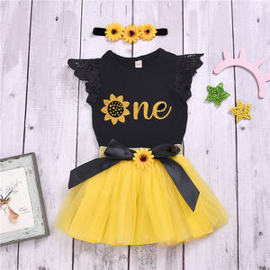 Ensembles de robes pour filles, haut à manches en dentelle avec lettres + jupes en mousseline + bandeau, 3 pièces, tenue d'été pour enfants, robe pour petites filles - Product Image 2