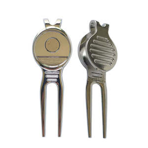 Outil de réparation de divots de golf de haute qualité avec clip de marqueur de balle et marqueur de balle intégrés - Product Image 1