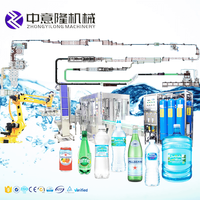 Ligne de production d'eau en bouteille entièrement automatique 24000BPH avec machines de traitement, de remplissage, de bouchage, d'étiquetage et d'emballage